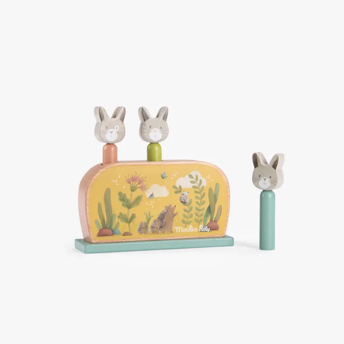 Jouet_Pop_up_en_bois_Trois_petits_lapins_Moulin_Roty_1.webp